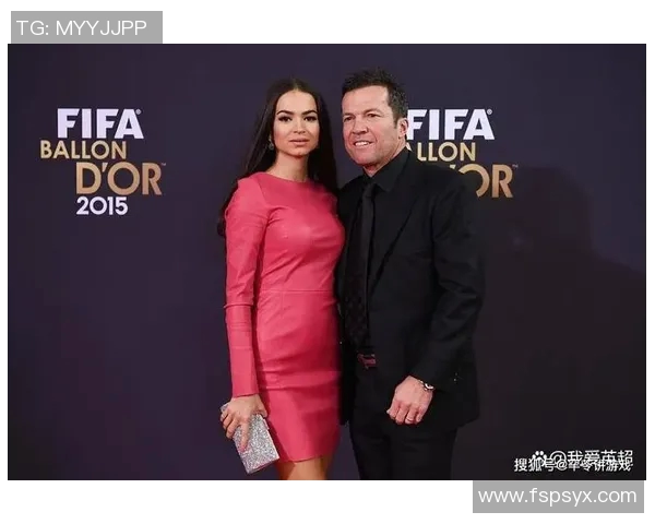 当足球明星邂逅女明星他们的爱情在绿茵场与星光下绽放的故事